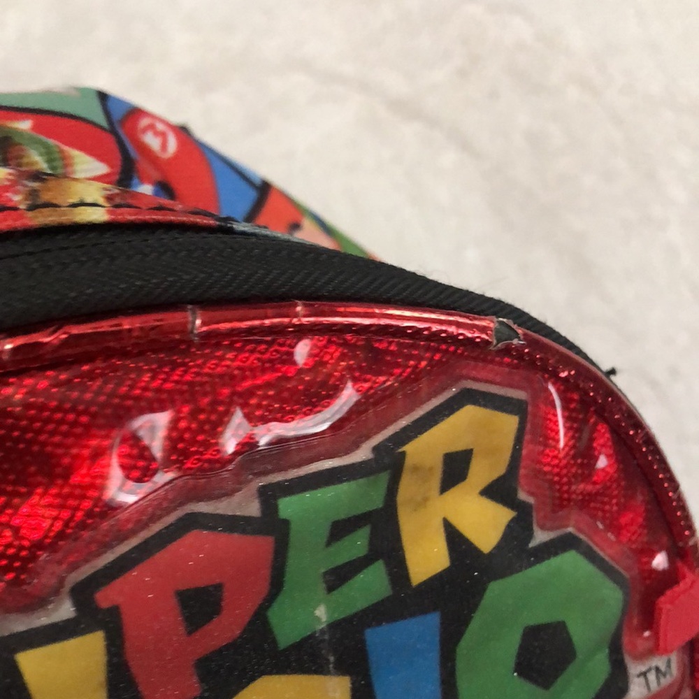 Super Mario backpack - Picture 4 of 7